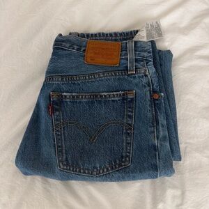 Levi straight leg jeans